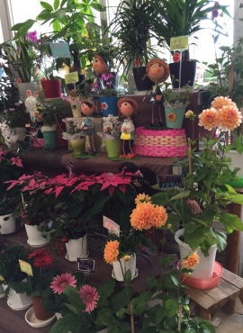 「フラワーショップ　かわしま」　（栃木県佐野市）の花屋店舗写真4